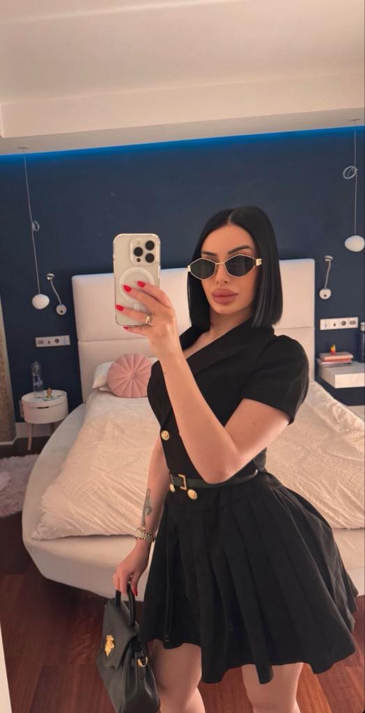 Chica busca chico en Cádiz: 