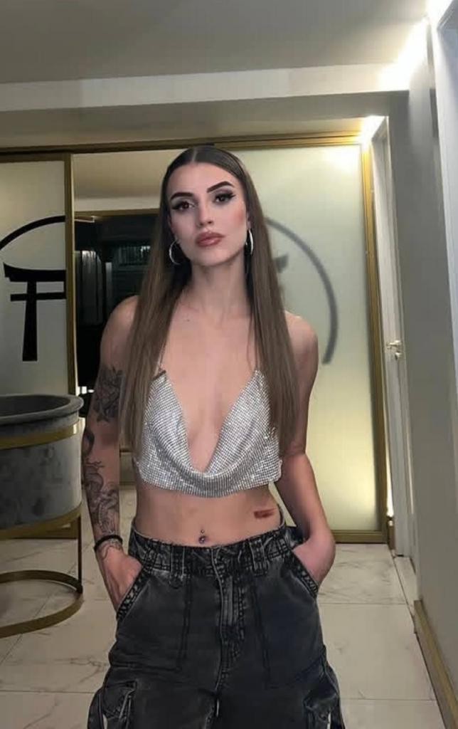 632530547: Chica busca chico en Madrid