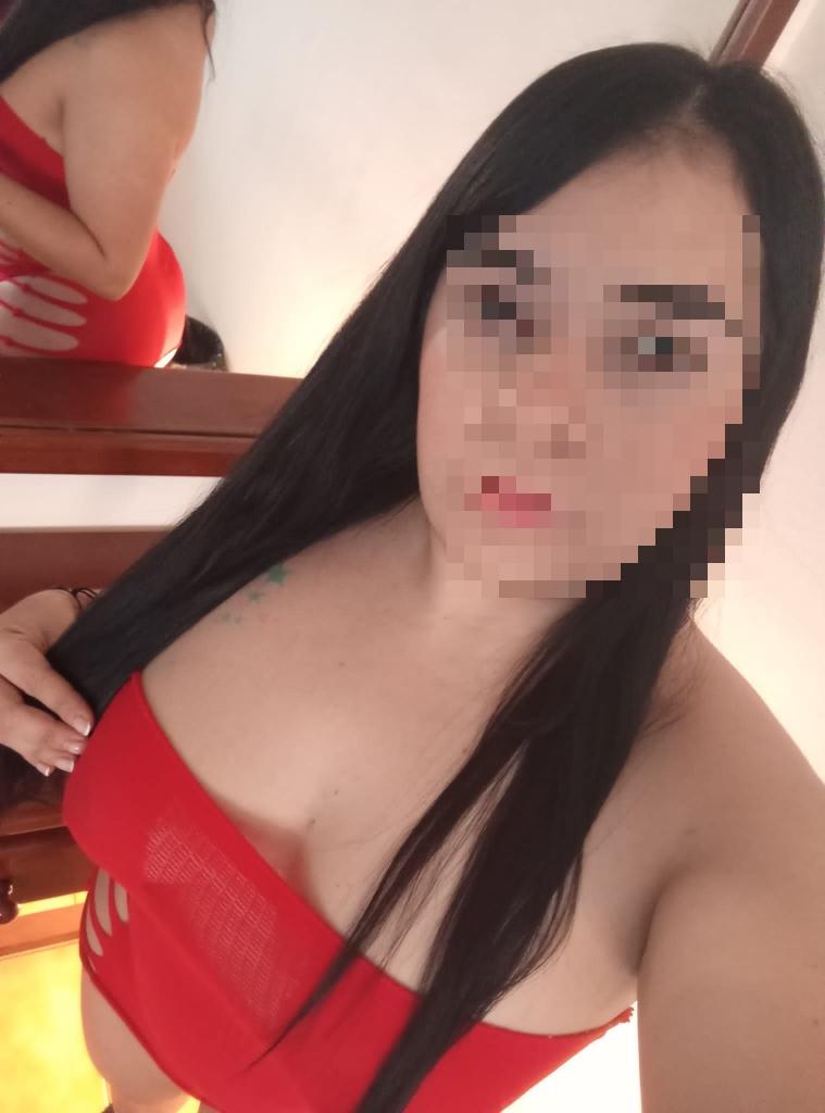 Chica busca chico en Almería: 
