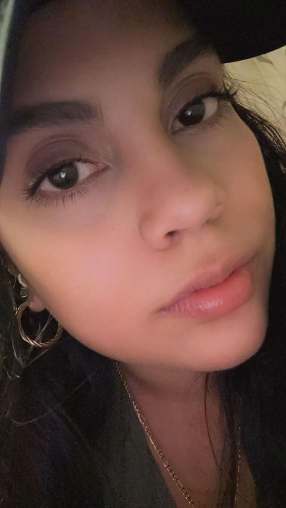 617064423: Chica busca chico en Madrid