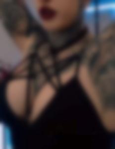 613805225: Chica busca chico en Madrid