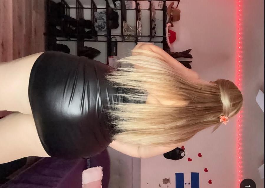 614388022: Chica busca chico en León