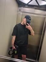 614803840: Chico busca chica en Madrid