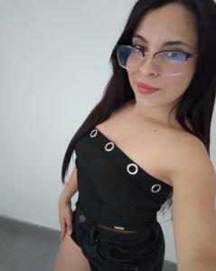 673325561: Chica busca chico en Tarragona