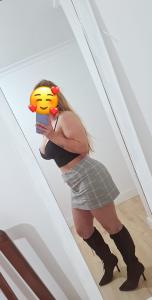 664209525: Chica busca chico en Sevilla