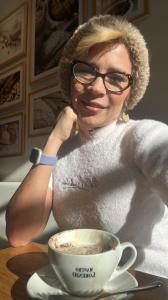 666046309: Chica busca chico en Madrid