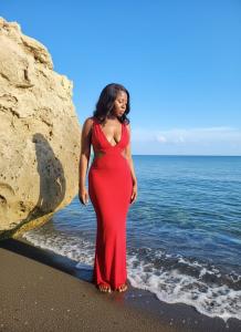 642715625: Chica busca chico en Alicante