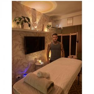 622433100: Chico busca chica en Málaga