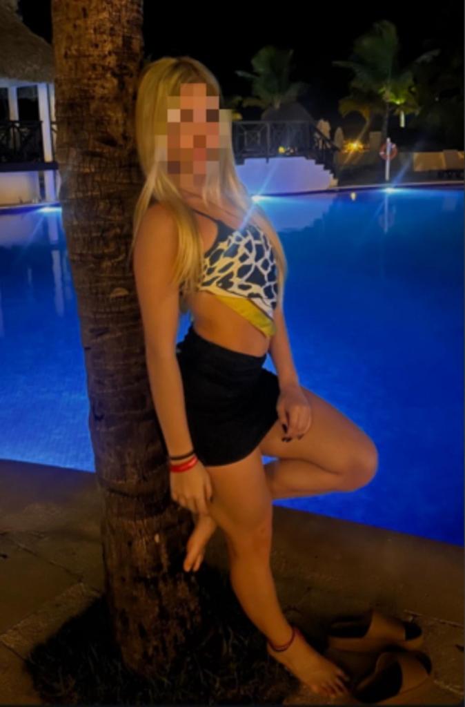 614830404: Chica busca chico en Lugo