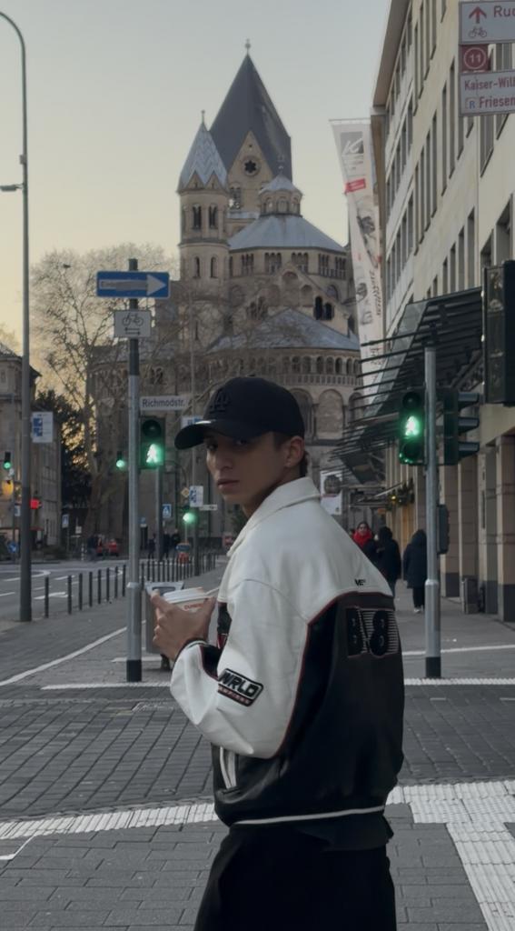 635037929: Chico busca chica en Madrid