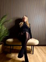 613857351: Chica busca chico en Barcelona