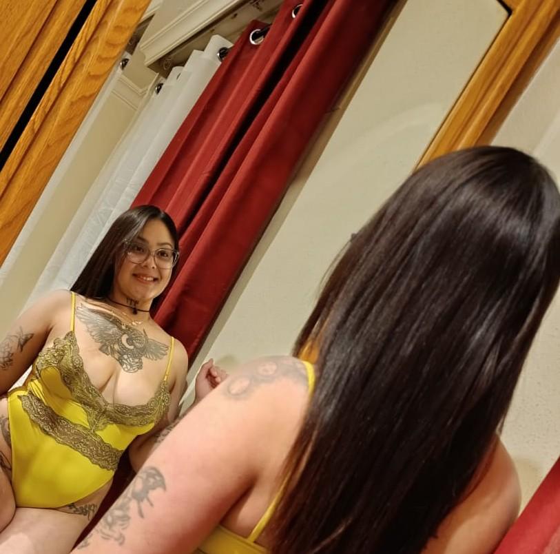 Chica busca chico en Almería: 