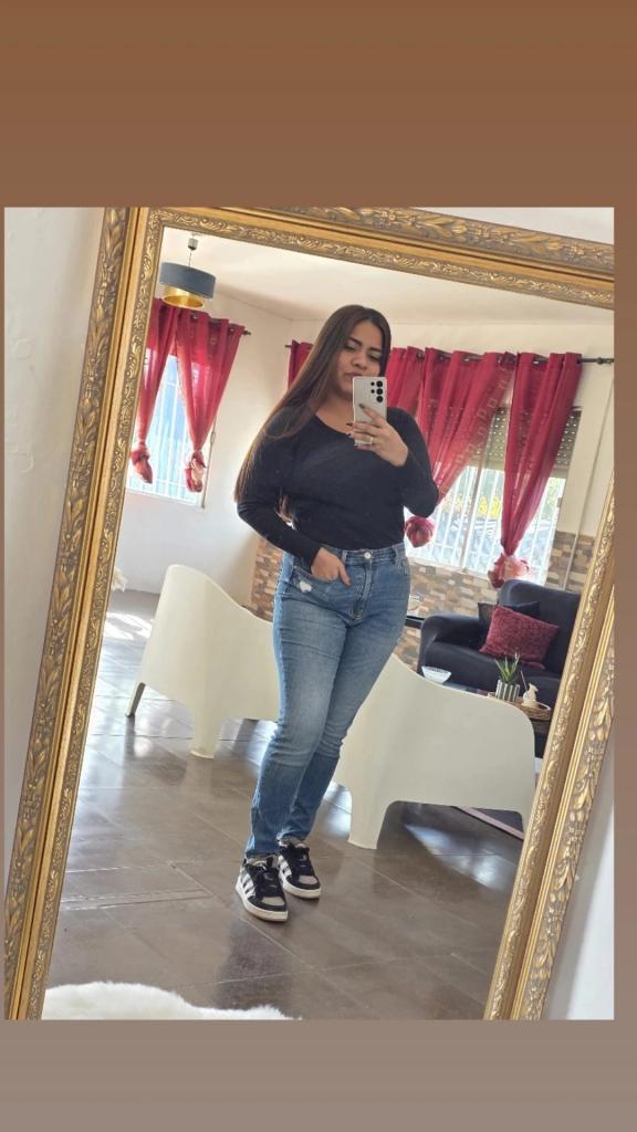 Chica busca chico en Huelva: 