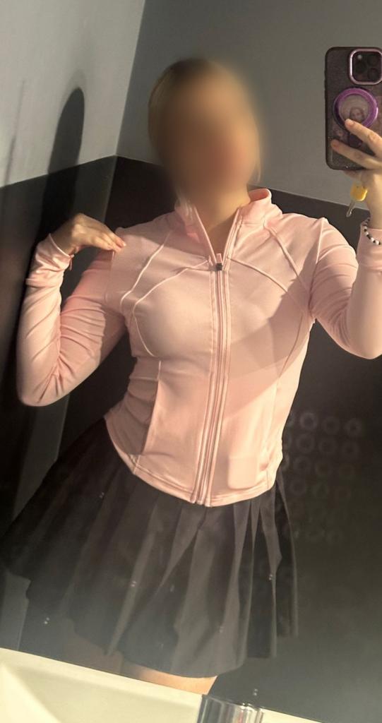 611339835: Chica busca chico en Valencia