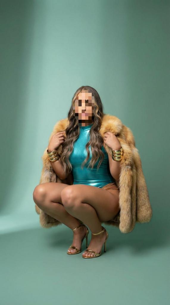 Chica busca chico en Sevilla: 