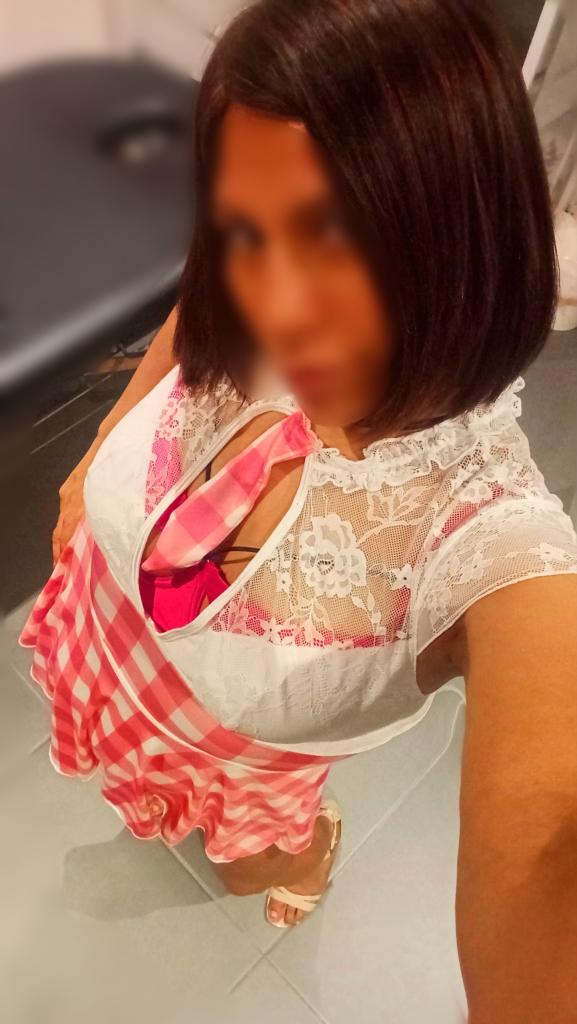 Chica busca chico en Cantabria: 