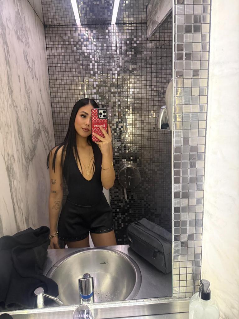 Chica busca chico en Sevilla: 