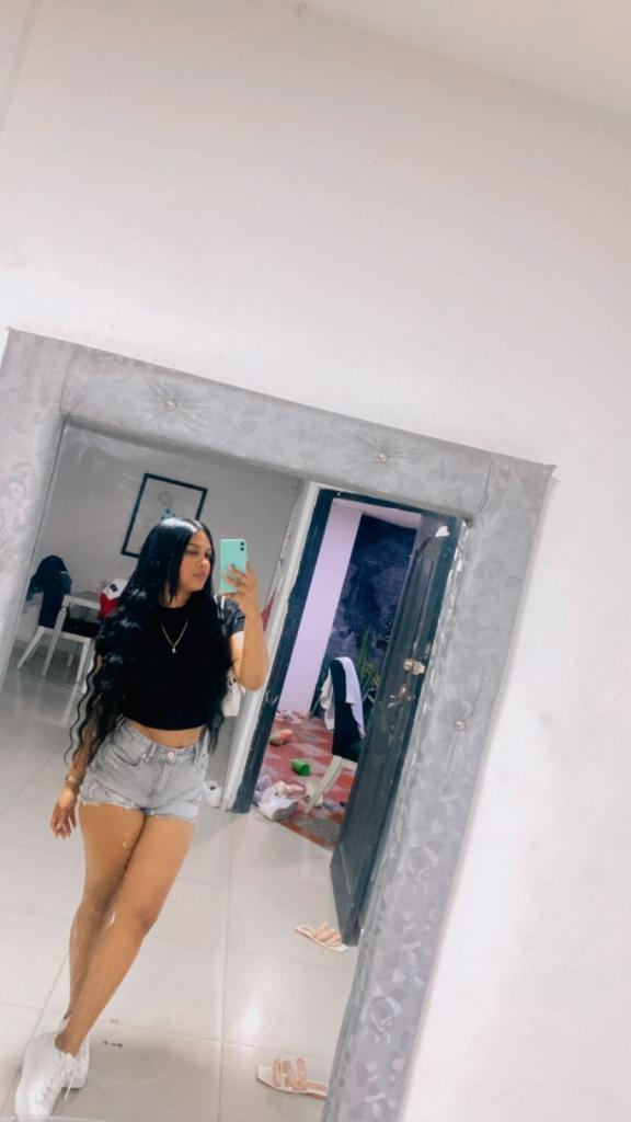 611310598: Chica busca chico en La Coruña