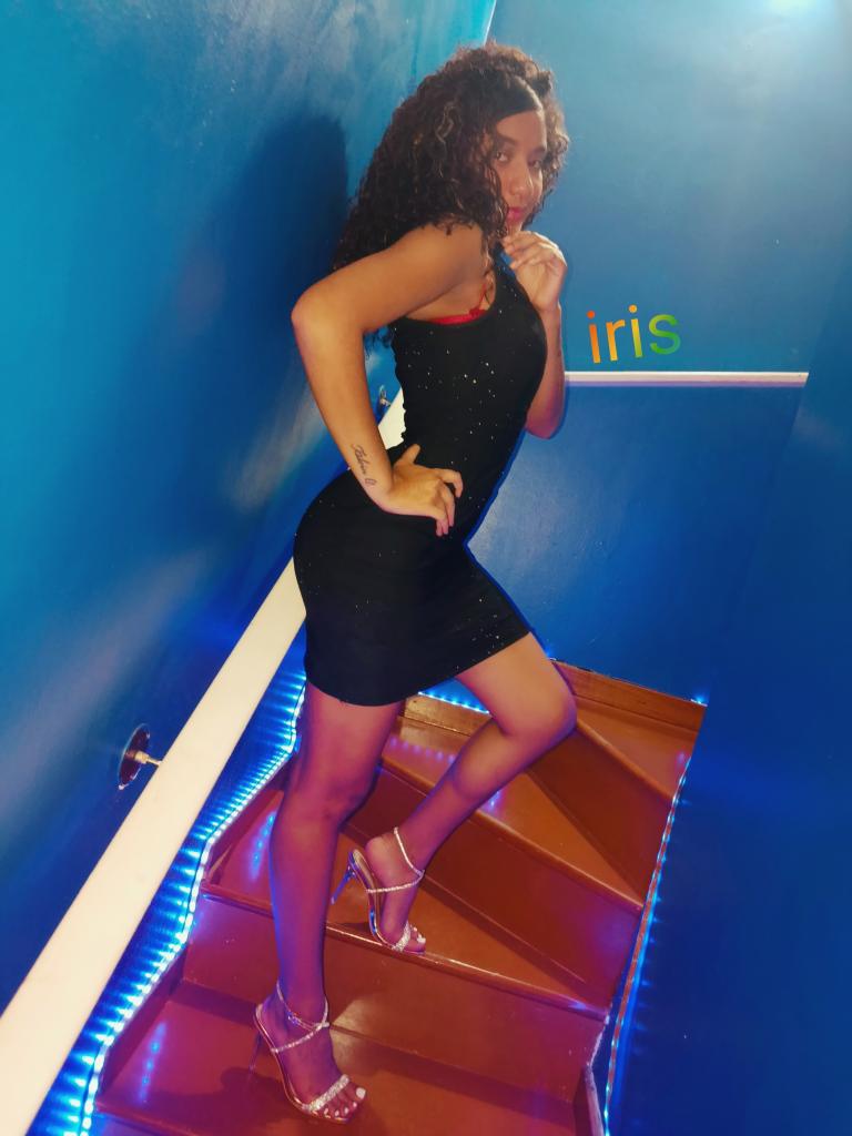 604385583: Chica busca chico en Barcelona