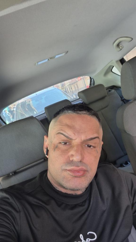 663298354: Chico busca chica en Valencia