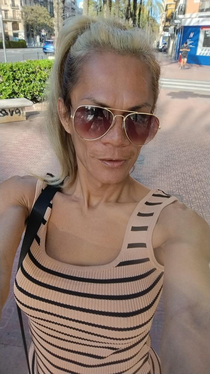 670412962: Transexual en Valencia
