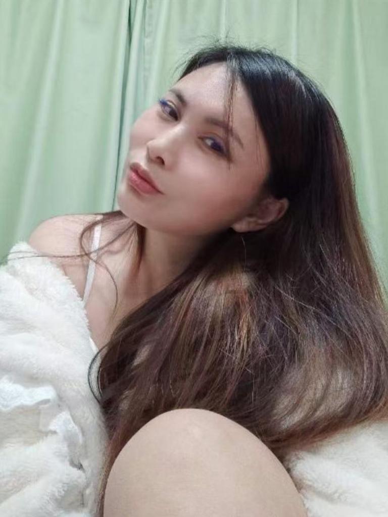 Chica busca chico en Madrid: Chica busca chico