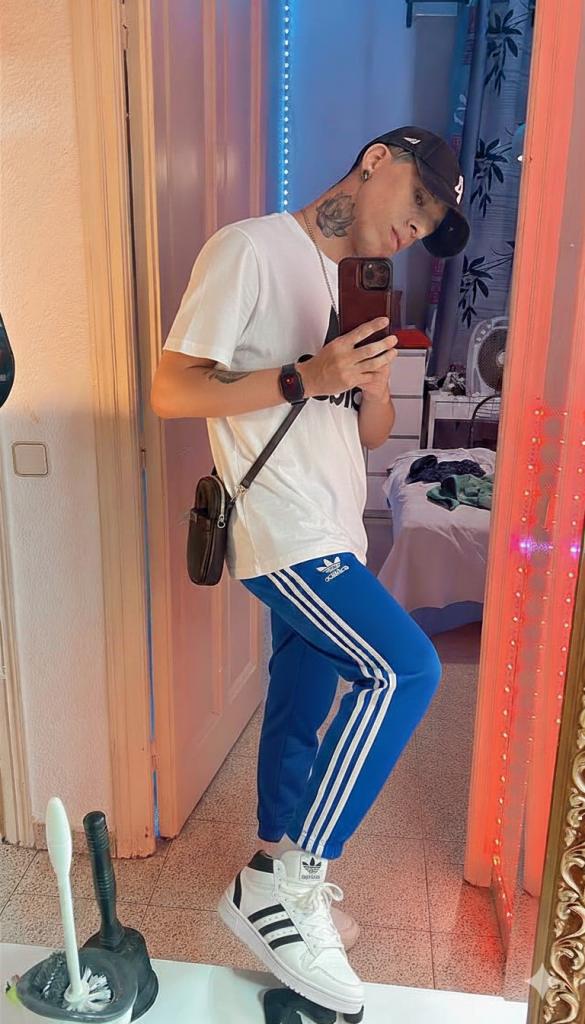 678956810: Chico busca chica en Madrid