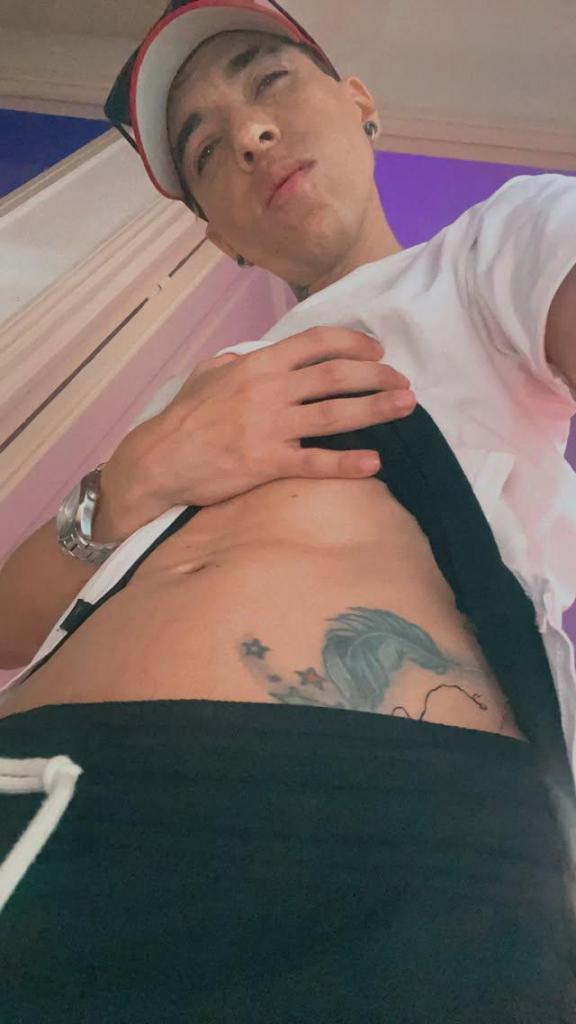 678956810: Chico busca chica en Madrid