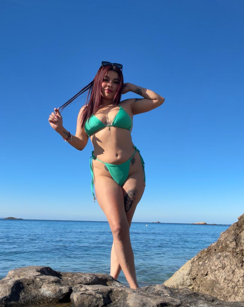 Chica busca chico en Ibiza: 