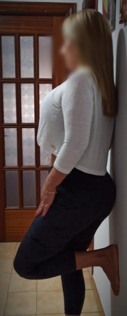 641941735: Chica busca chico en La Coruña