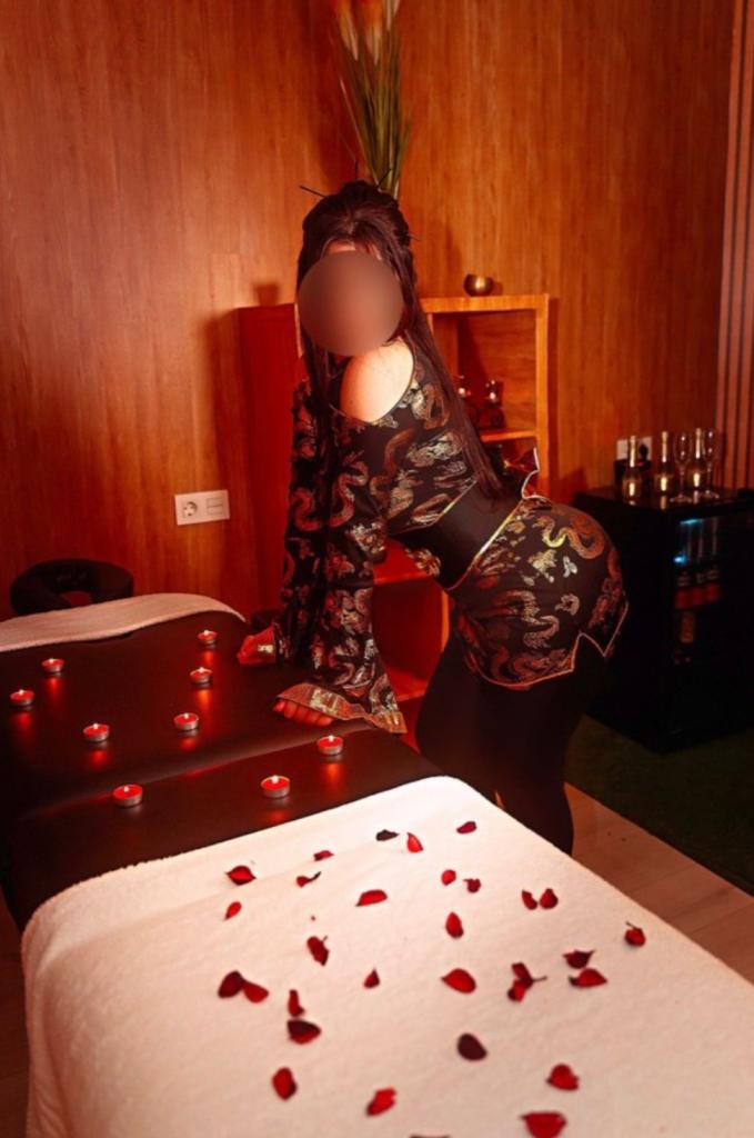 Chica busca chico en Navarra: 