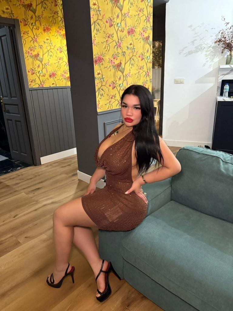 641411447: Chica busca chico en Huesca