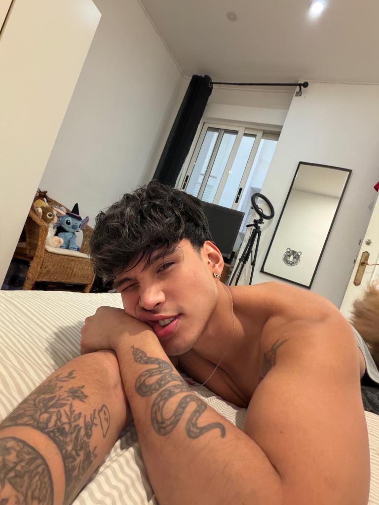 662452942: Chico busca chica en Valencia