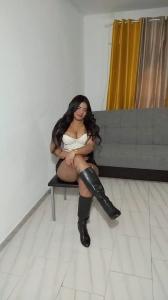 642869404: Chica busca chico en Málaga