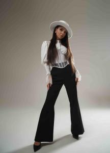 634183260: Chica busca chico en Ibiza