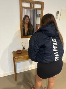 654100343: Chica busca chico en Barcelona