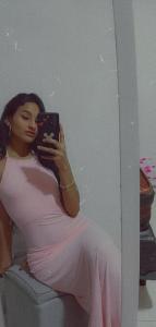 613592989: Chica busca chico en Barcelona