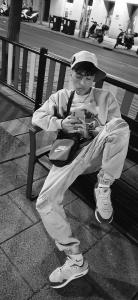 678956810: Chico busca chica en Madrid