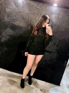 643420729: Chica busca chico en Ibiza