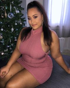 643086558: Chica busca chico en Lugo