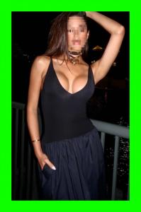 600488437: Chica busca chico en La Coruña