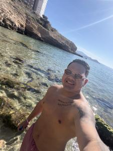 643564317: Chico busca chica en Madrid