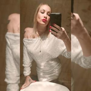 658438742: Chica busca chico en Cantabria