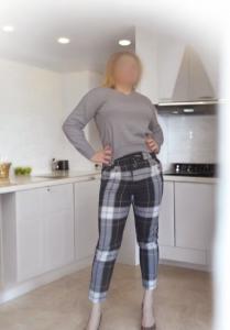 692565260: Chica busca chico en Murcia