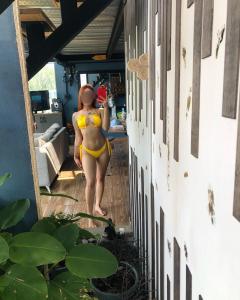 604032696: Chica busca chico en Pontevedra