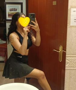 624835474: Chica busca chico en Navarra