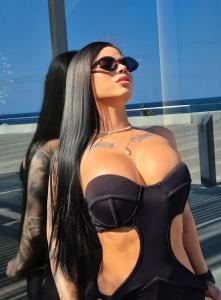 632678122: Chica busca chico en Barcelona