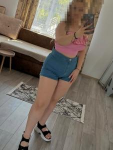 634005176: Chica busca chico en Jaén