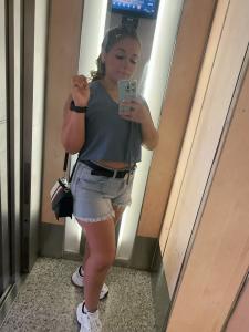 607382190: Chica busca chico en Alicante