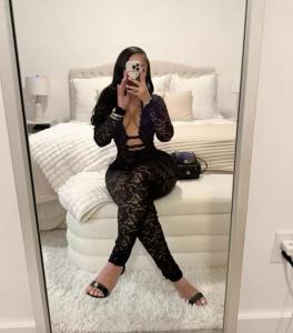 627868430: Chica busca chico en Almería